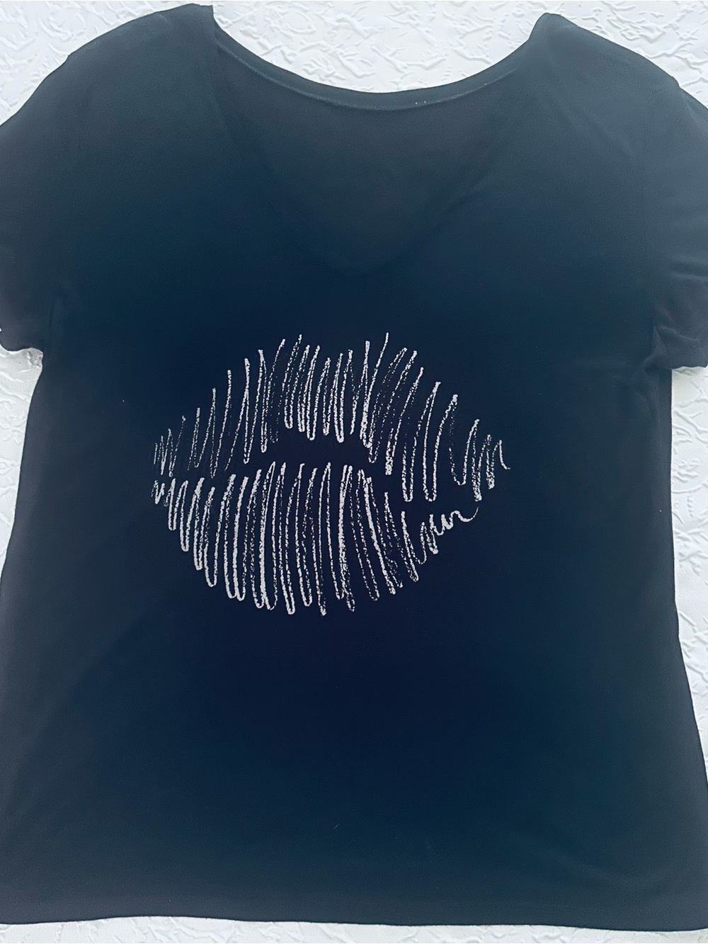 Women’s Black Modal T-Shirt Metallic Lips Graphic Short Sleeve Top